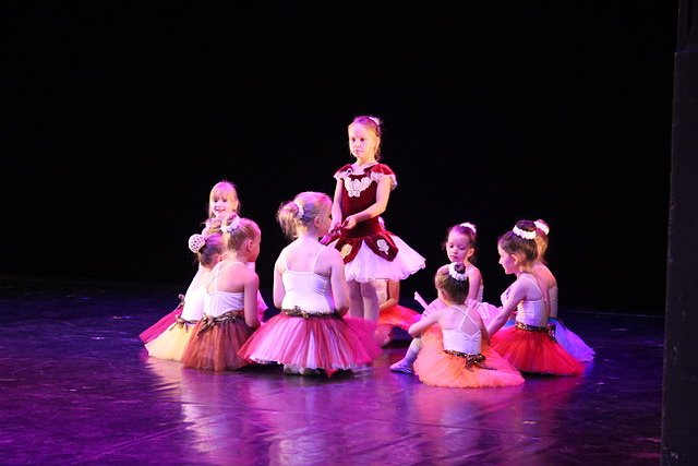 Tanzstudio Radeva beim Theaterfest