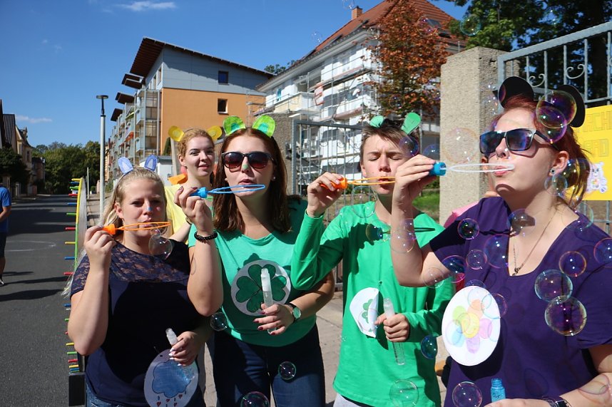 Stra&szlig;enfest der pro vita Akademie