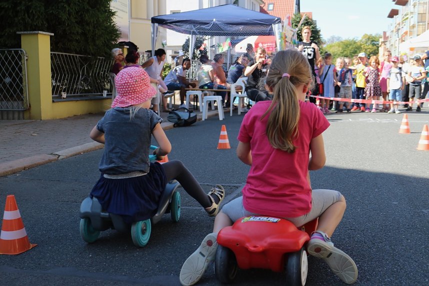 Stra&szlig;enfest der pro vita Akademie