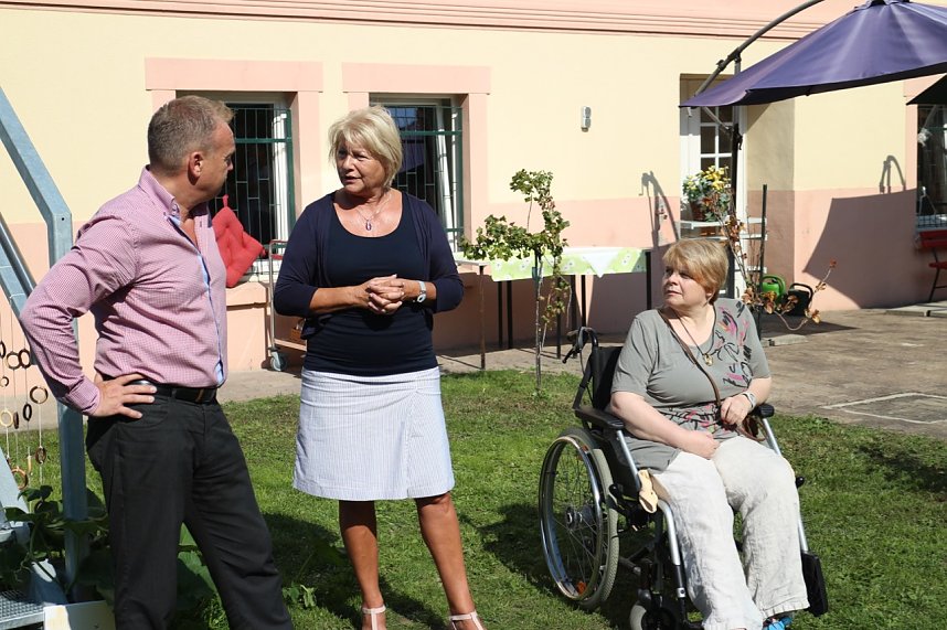 Zwei H&auml;user ein Dach - aus dem "MeGeHa" und dem "Haus der Kinder" wird das "Haus der Generationen"