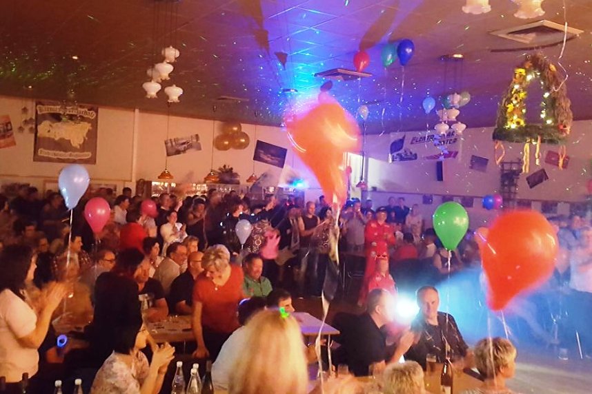 Die Kirmesgesellschaft Friedrichslohra feiert 25. Geburtstag