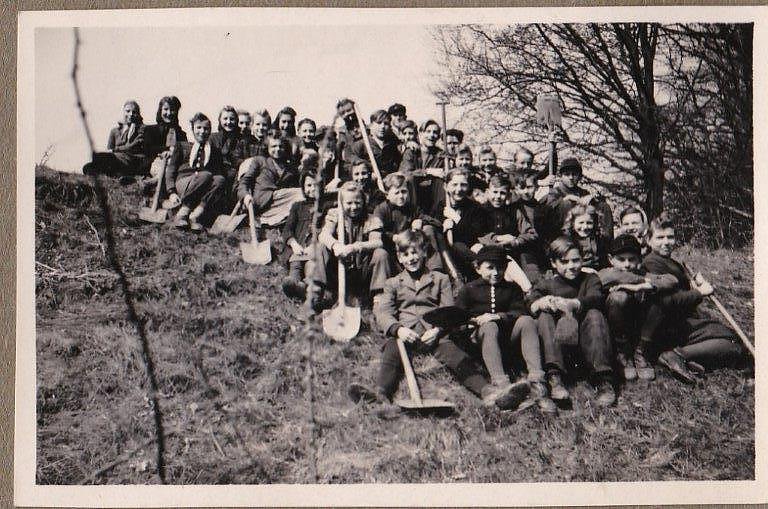 Bau der Freiluftb&uuml;hne in G&uuml;nzerode