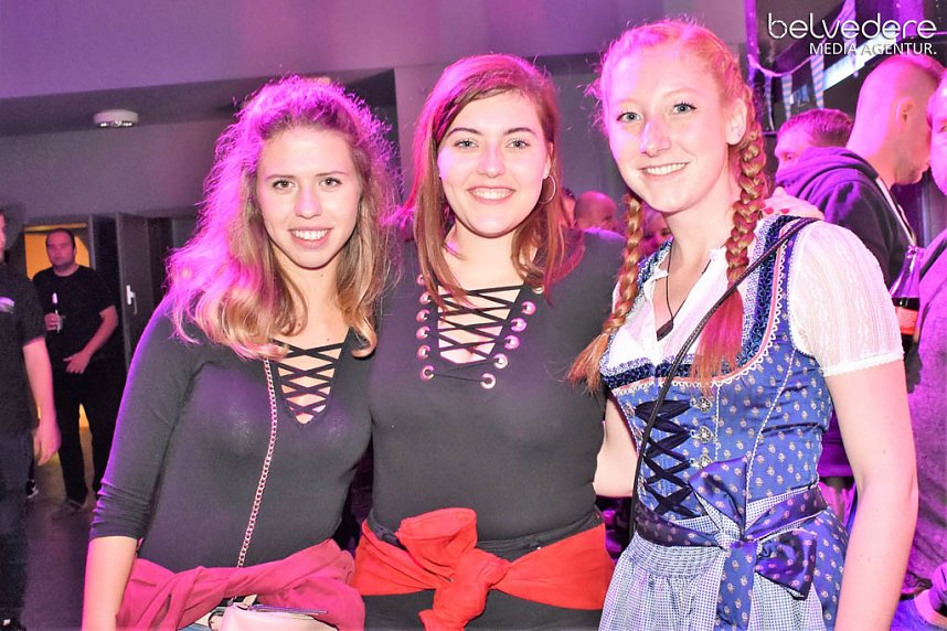 Oktoberfest im Jugendclubhaus