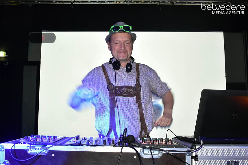 Oktoberfest im Jugendclubhaus