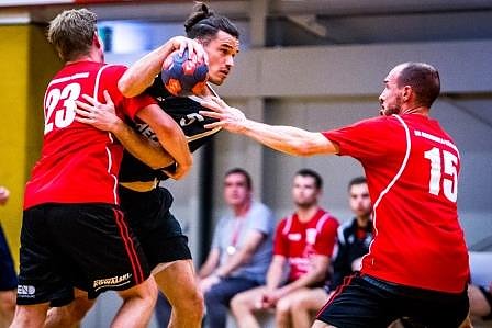 M&auml;nner mit ersten Heimsieg