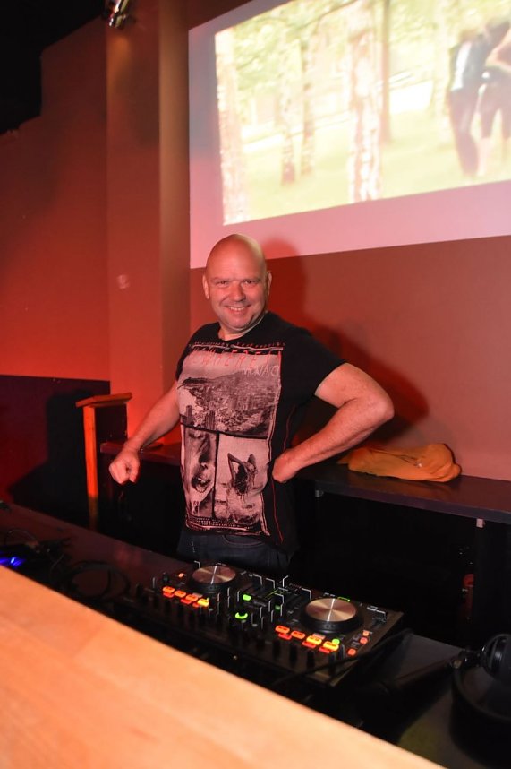 HOUSE OKTOBER EDITION