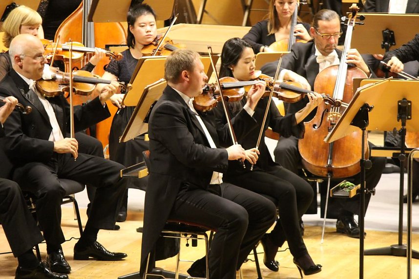 Virtuos am Kontrabass