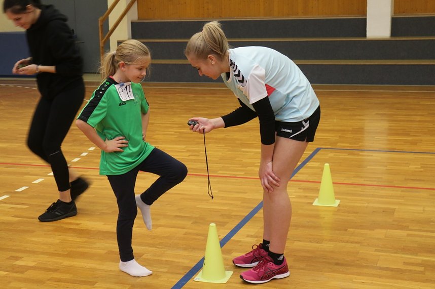 Zweiter Sensomotorischer Test in der Nordh&auml;user Ballspielhalle