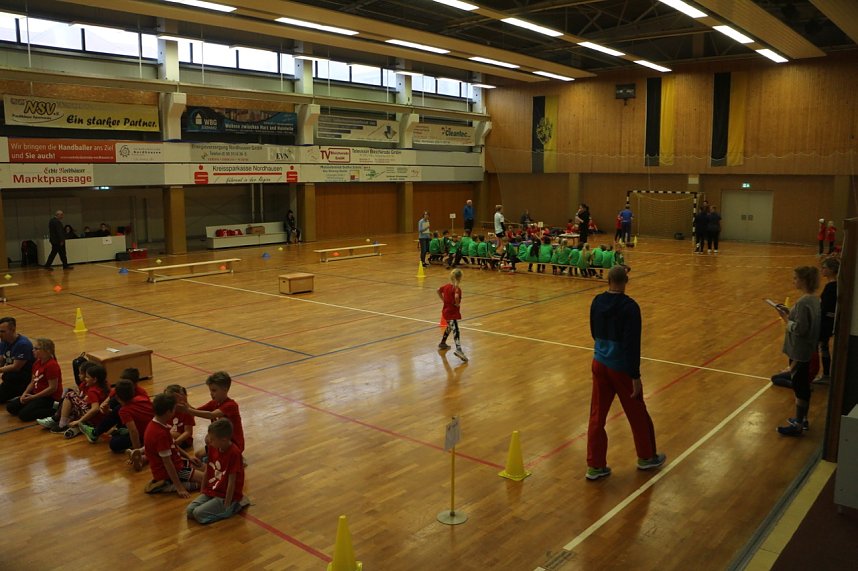 Zweiter Sensomotorischer Test in der Nordh&auml;user Ballspielhalle