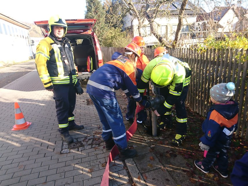 Fr&uuml;h &uuml;bt sich, wer ein L&ouml;schmeister werden will