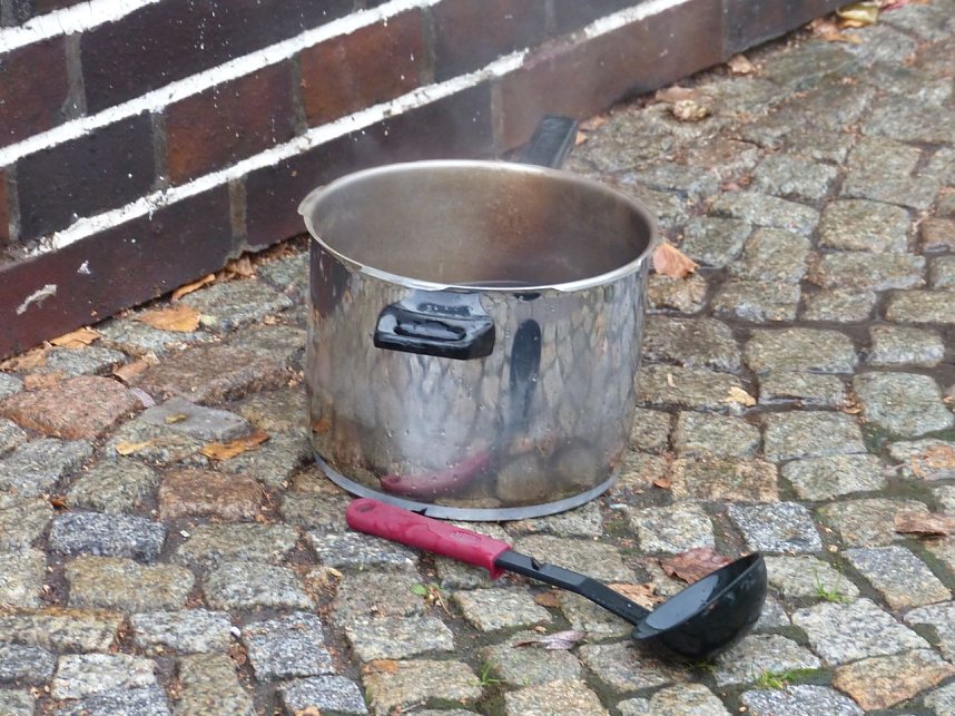 Einsatz in der Justus-Jonas-Stra&szlig;e