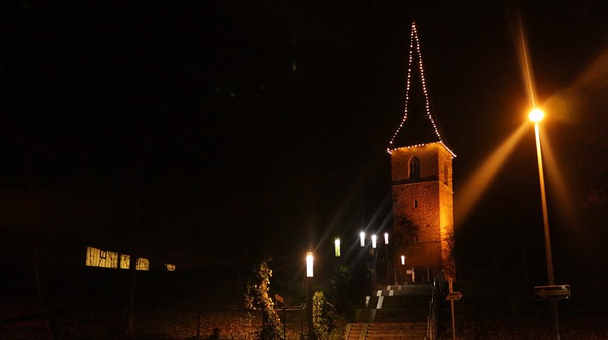 Handwerkermarkt und Theater-Adventskalender