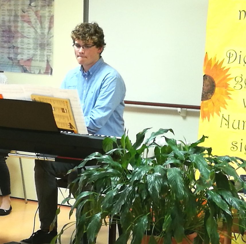 Der Schwimmverein Nordhausen organisiert alle sechs bis acht Wochen ein Konzert f&uuml;r die Patienten und G&auml;ste auf der Palliativstation.