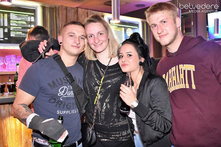 Party im Jugendclubhaus in Nordhausen - der Samstag