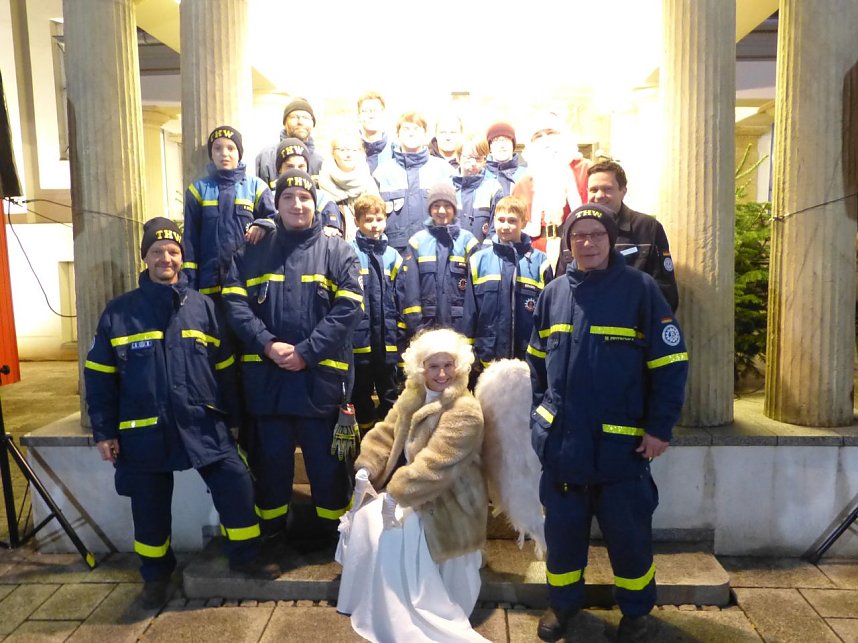 Aufregung am Theater-Adventskalender bei T&uuml;rchen No. 8