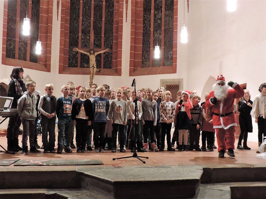 Weihnachtskonzert der Grundschule "Am F&ouml;rstemannweg"