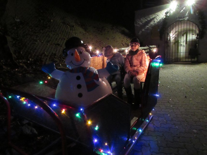 Lebendiger Adventskalender in Harztor
