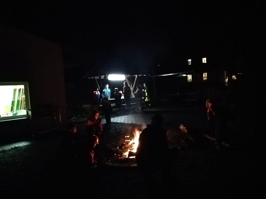 Lebendiger Adventskalender in Harztor