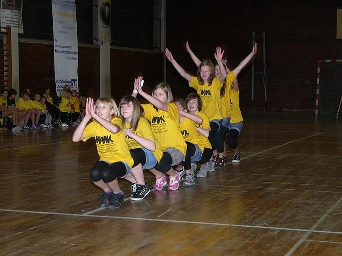 Halle &uuml;bergeben