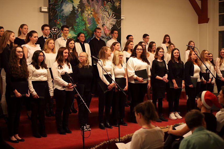 Der Jugendchor &uuml;berzeugte durch Vielfalt und K&ouml;nnen