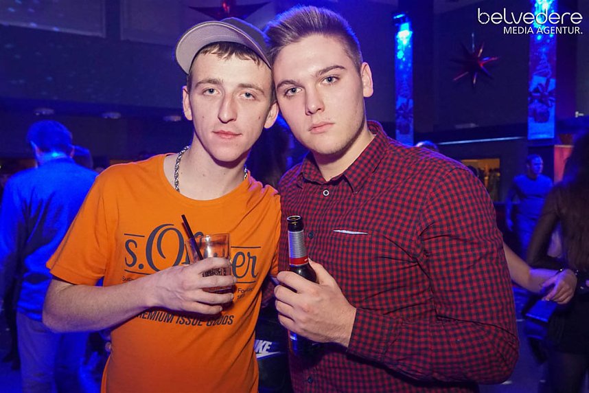 Party im Jugendclubhaus in Nordhausen - der Samstag