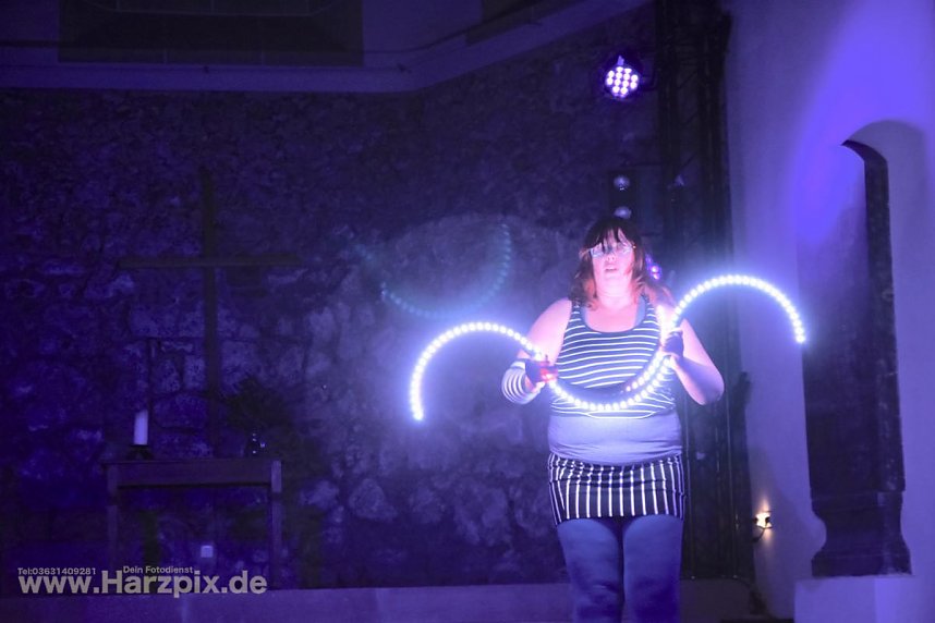 Drei Salto f&uuml;r Aschenbr&ouml;del