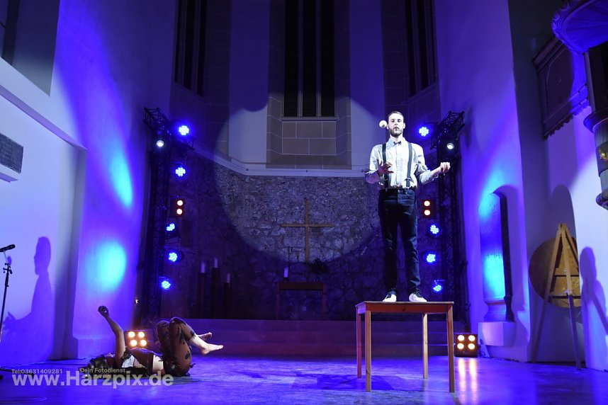 Drei Salto f&uuml;r Aschenbr&ouml;del