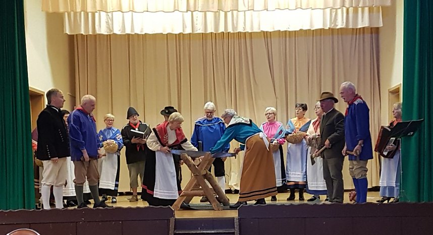 Gro&szlig;er Heimatabend in Neustadt