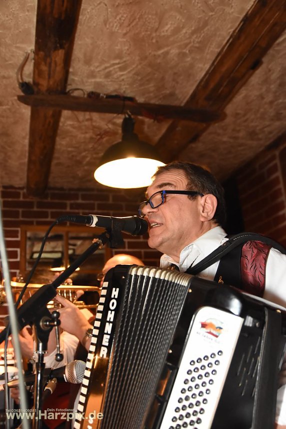 Kartoffelscheibenessen