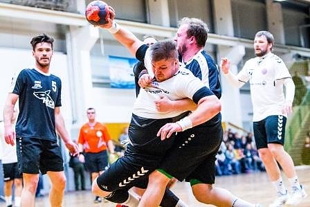 NSV-Handballer gewinnen Spitzenspiel