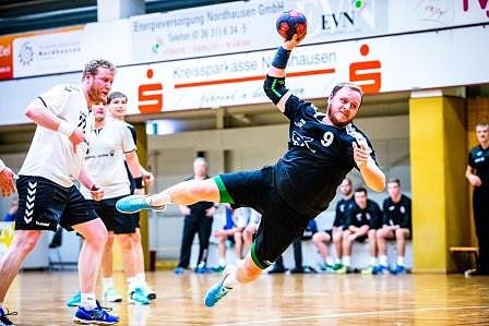 NSV-Handballer gewinnen Spitzenspiel
