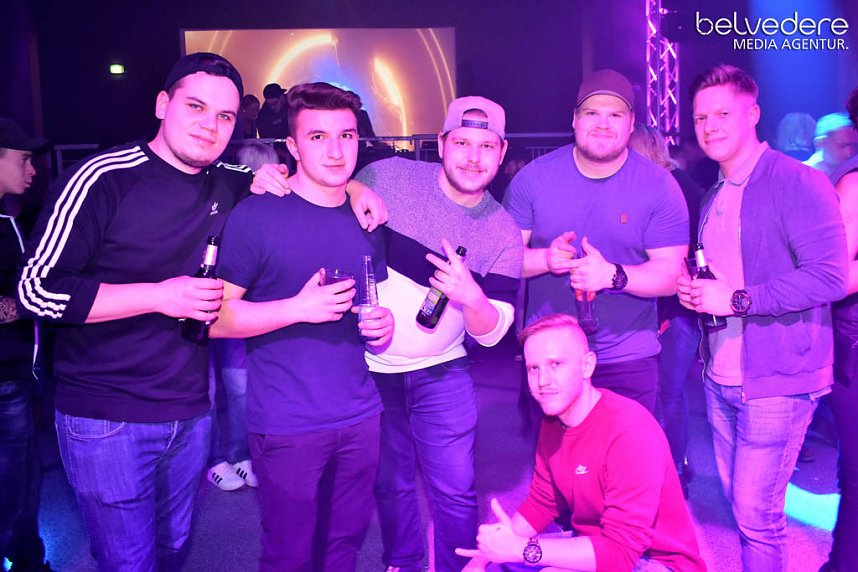 Party im Jugendclubhaus in Nordhausen - der Samstag