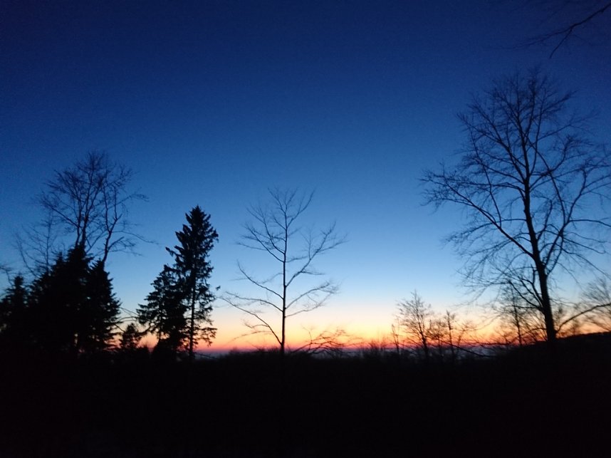 Sonne, Mond und Sterne