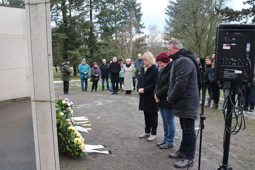 Gedenken auf dem Ehrenfriedhof