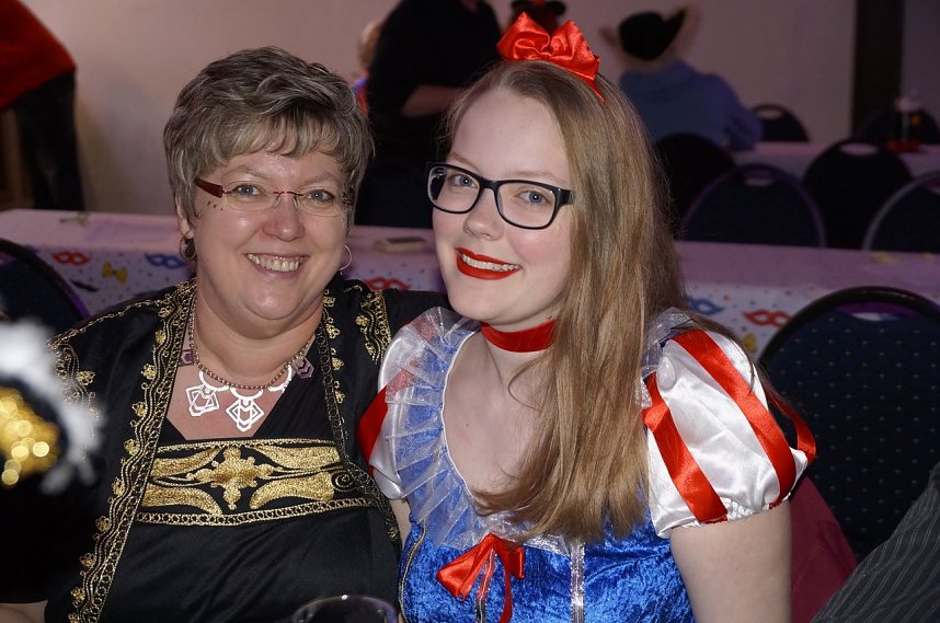 N&auml;rrisches Treiben in Urbach