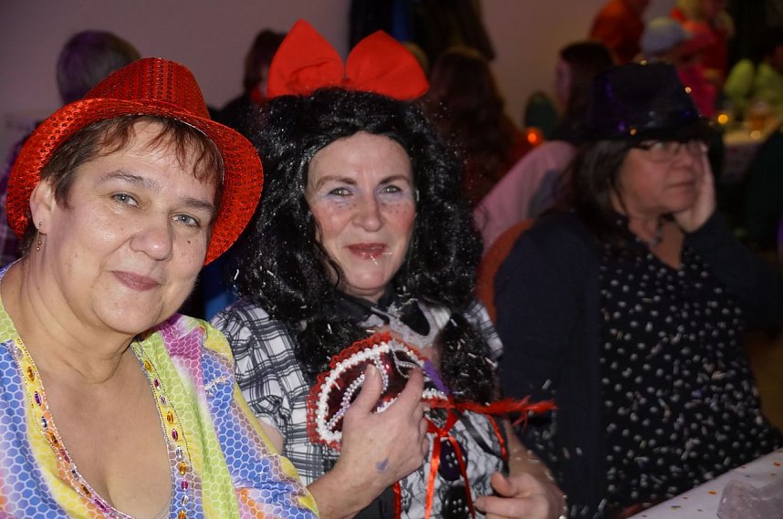 N&auml;rrisches Treiben in Urbach