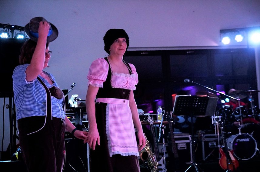 N&auml;rrisches Treiben in Urbach