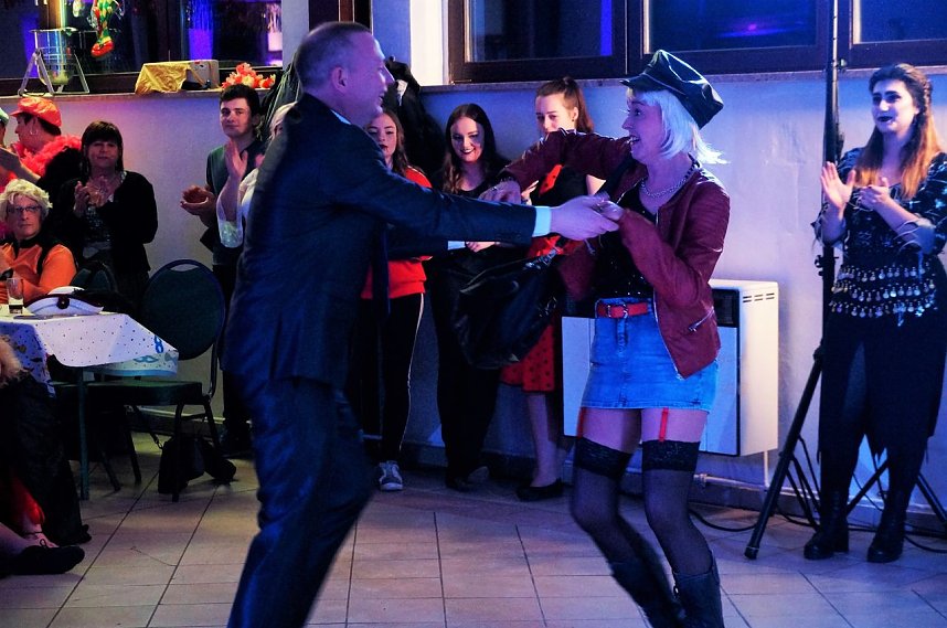 N&auml;rrisches Treiben in Urbach