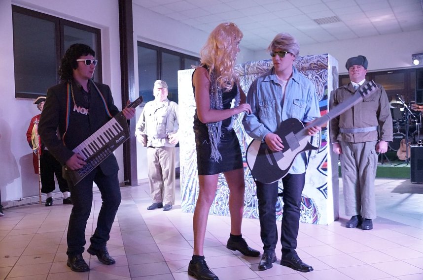 N&auml;rrisches Treiben in Urbach