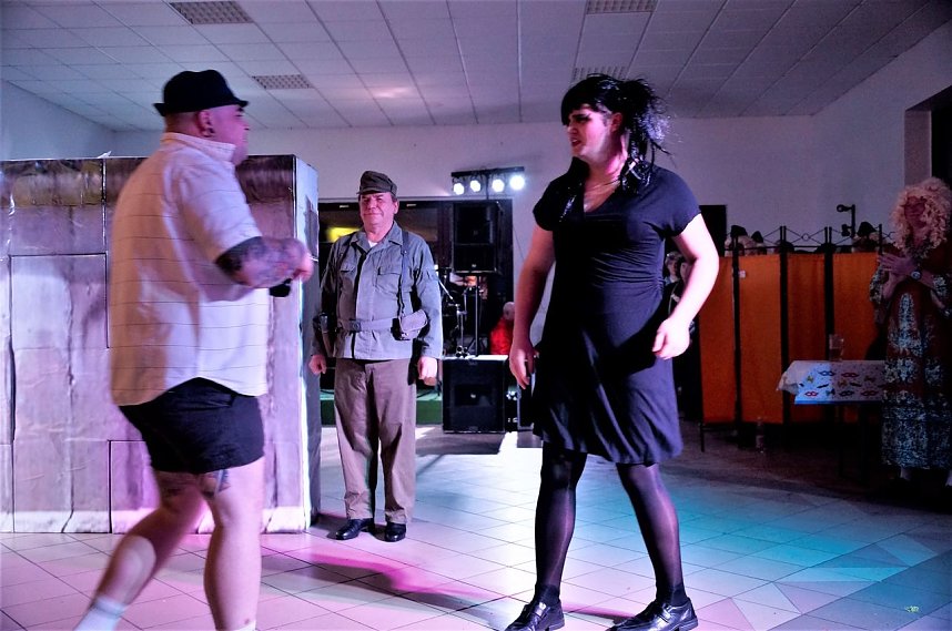 N&auml;rrisches Treiben in Urbach