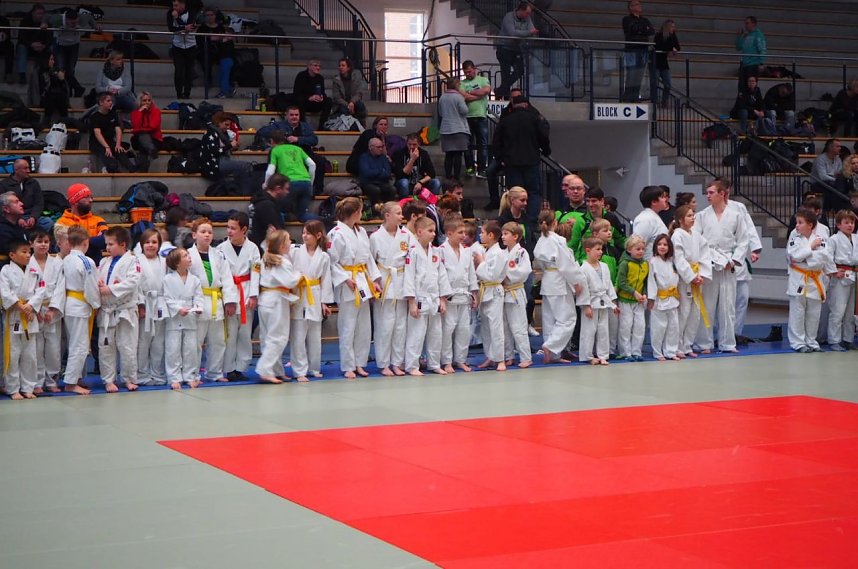 Medaillenregen durch Unterst&uuml;tzersegen