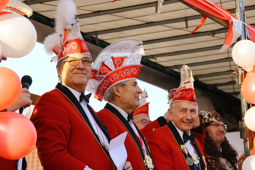 Gro&szlig;er Festumzug in Werther