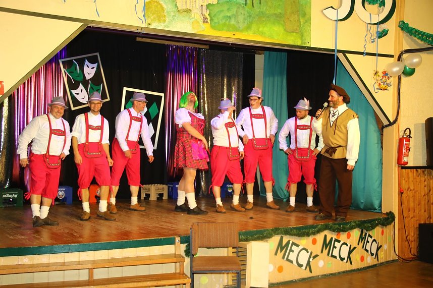 M&auml;nnerballett on Tour