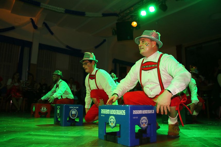 M&auml;nnerballett on Tour