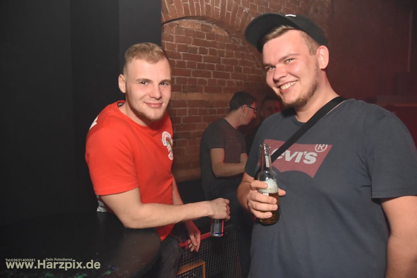 90er und 2000er Party