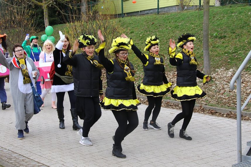 Festumzug zum 50. Jubil&auml;um in Wollersleben