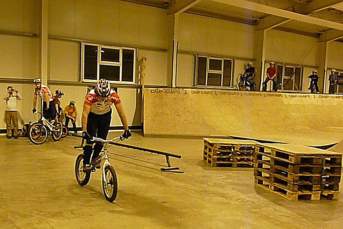 "Bikes in Motion" in der Skaterhalle Sondershausen
