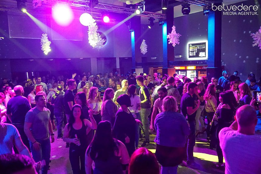 Party im Jugendclubhaus in Nordhausen - der Samstag