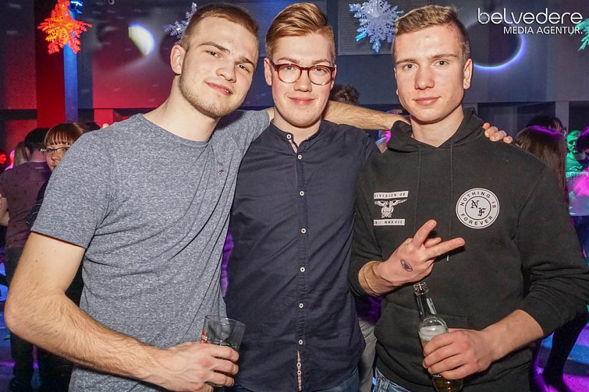 Party im Jugendclubhaus in Nordhausen - der Samstag