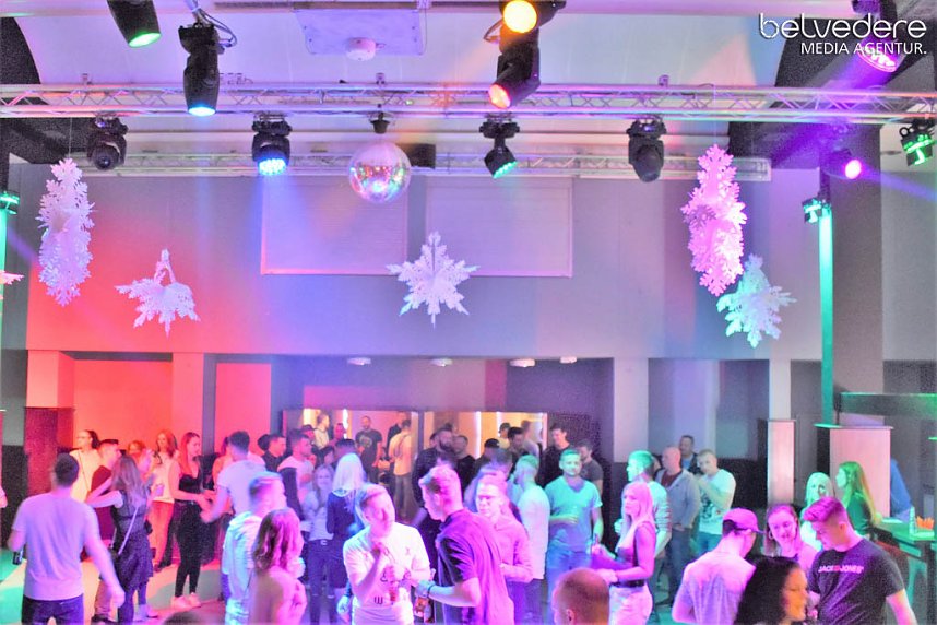 Party im Jugendclubhaus in Nordhausen - der Samstag